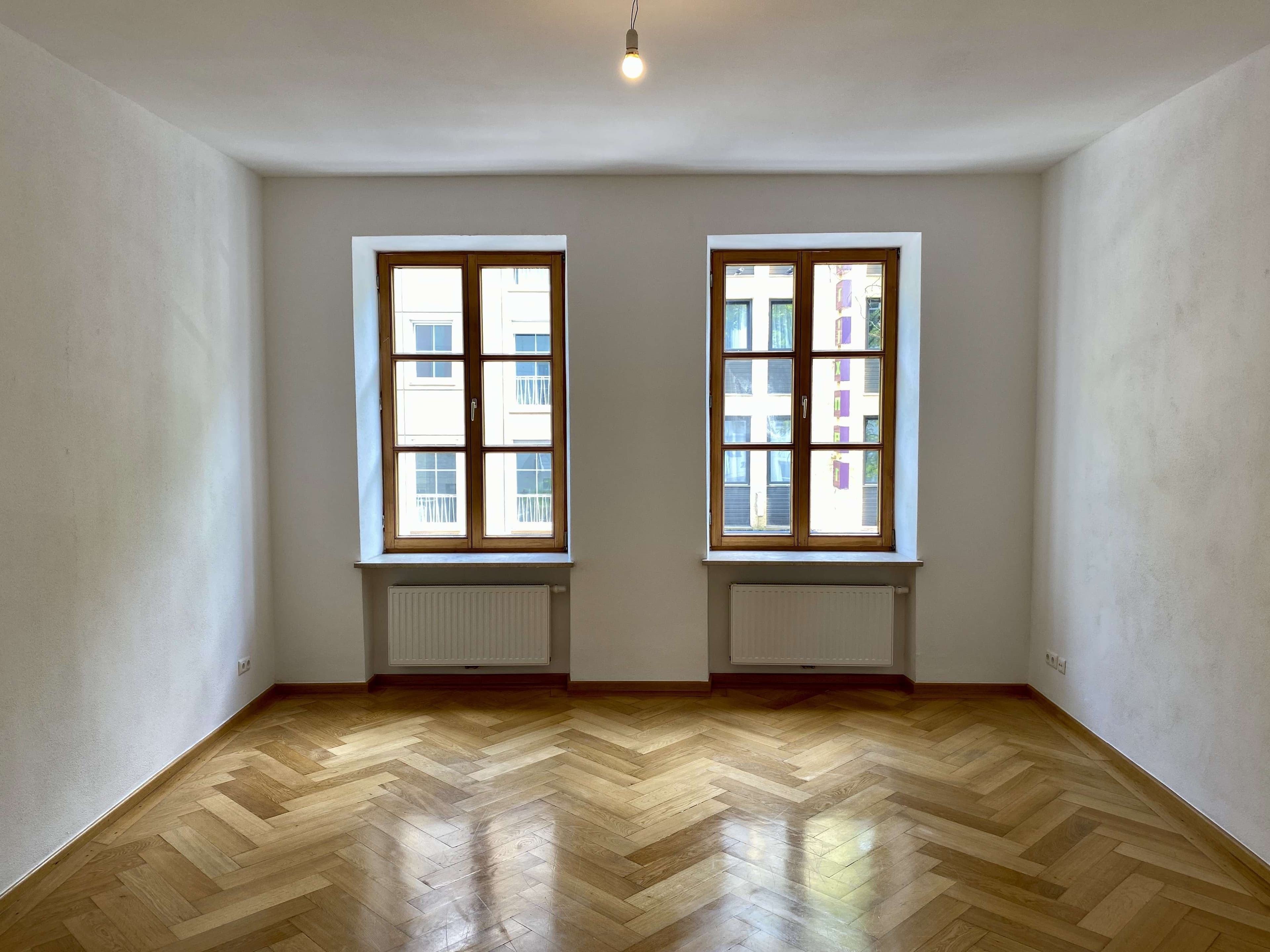 Zimmer 1 – 4-Zimmer-Wohnung in Schillerstr. 34
