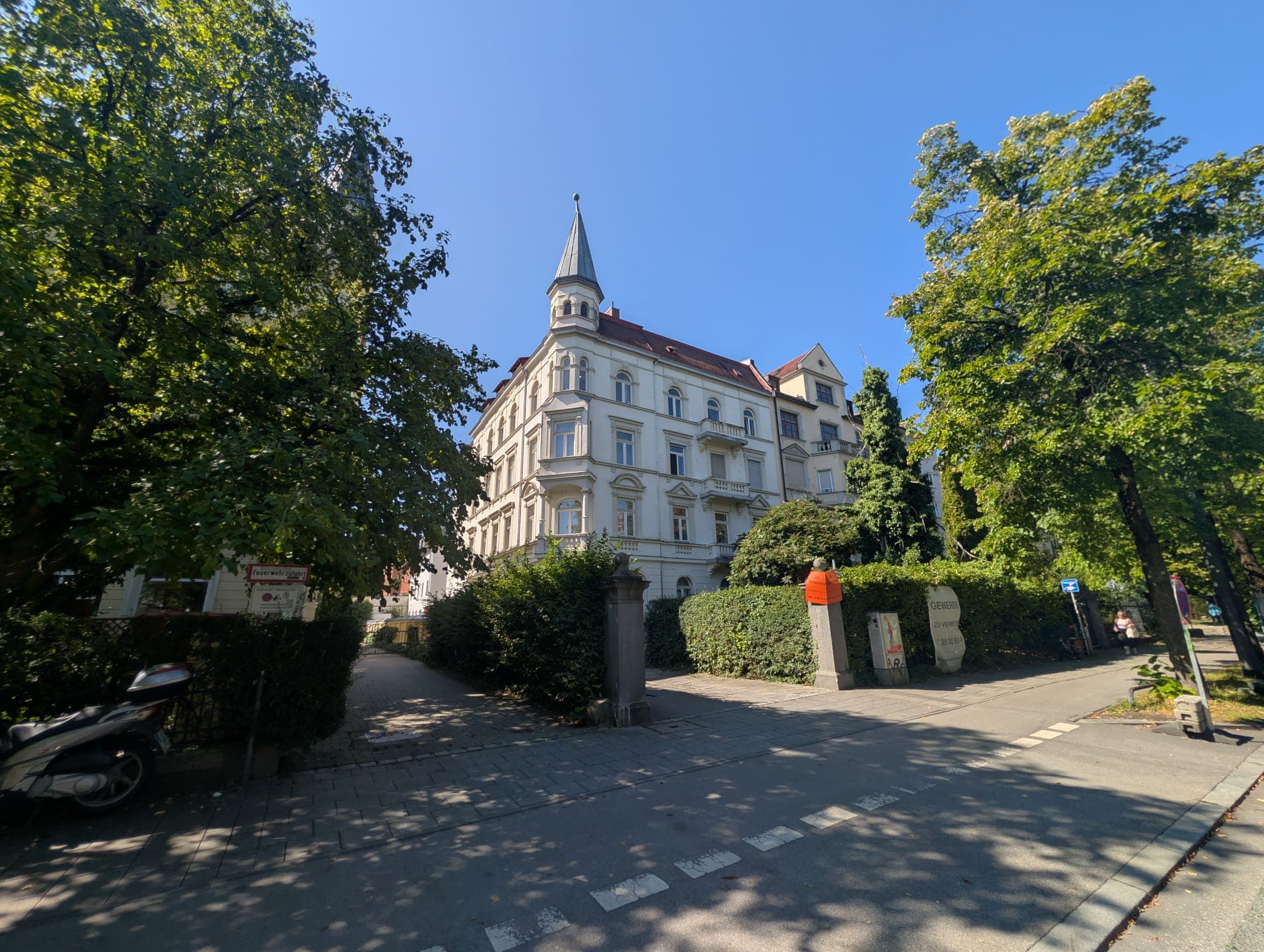 Nymphenburger Straße 107a · Eingang